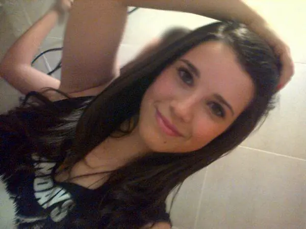 Conoce al Taringuero q escracho a @poliamorosa1990 y @kaguyi