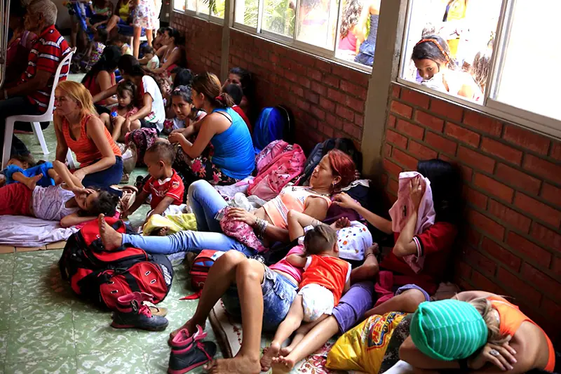 Venezuela: Lagrimas de los colombianos al abandonar el pais