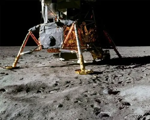 el primer hombre en la luna el primer hombre en la luna