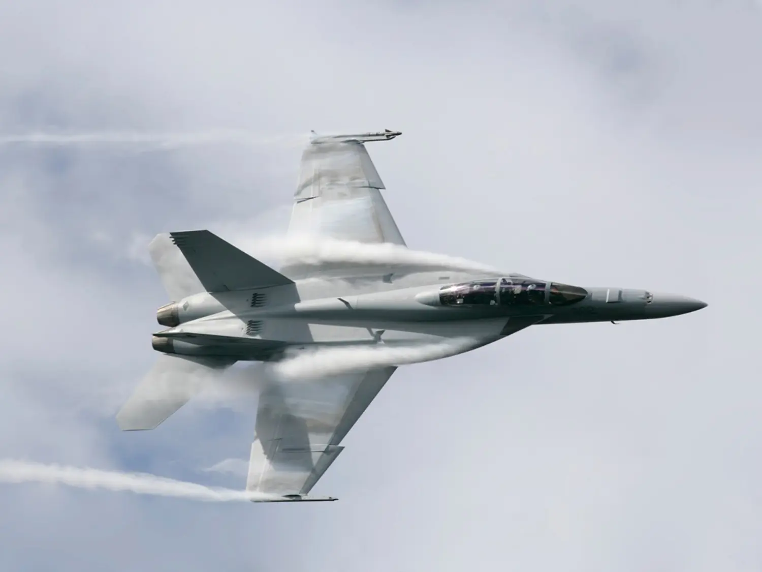 México Comprara F-18 y Cazas Typhoon
