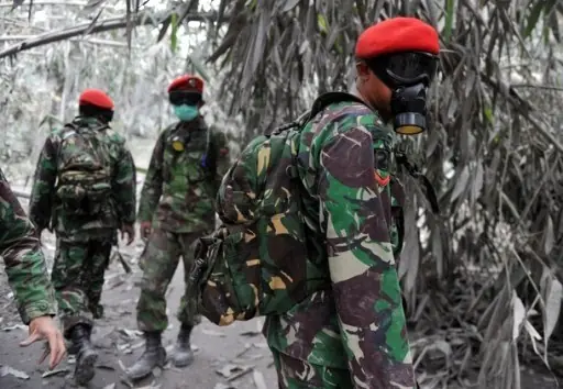 Y si se enfrentaran el GROM y el Kopassus? Y si se enfrentaran el GROM y el Kopassus?