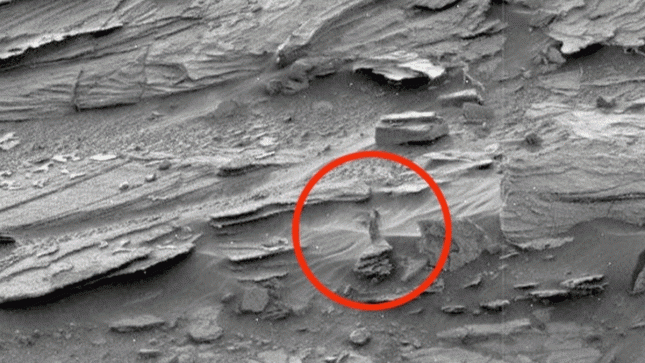 Dama de Negro en Marte genera polémica en redes