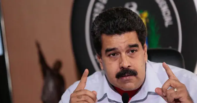 Maduro expulsa a pelirrojos de venezuela