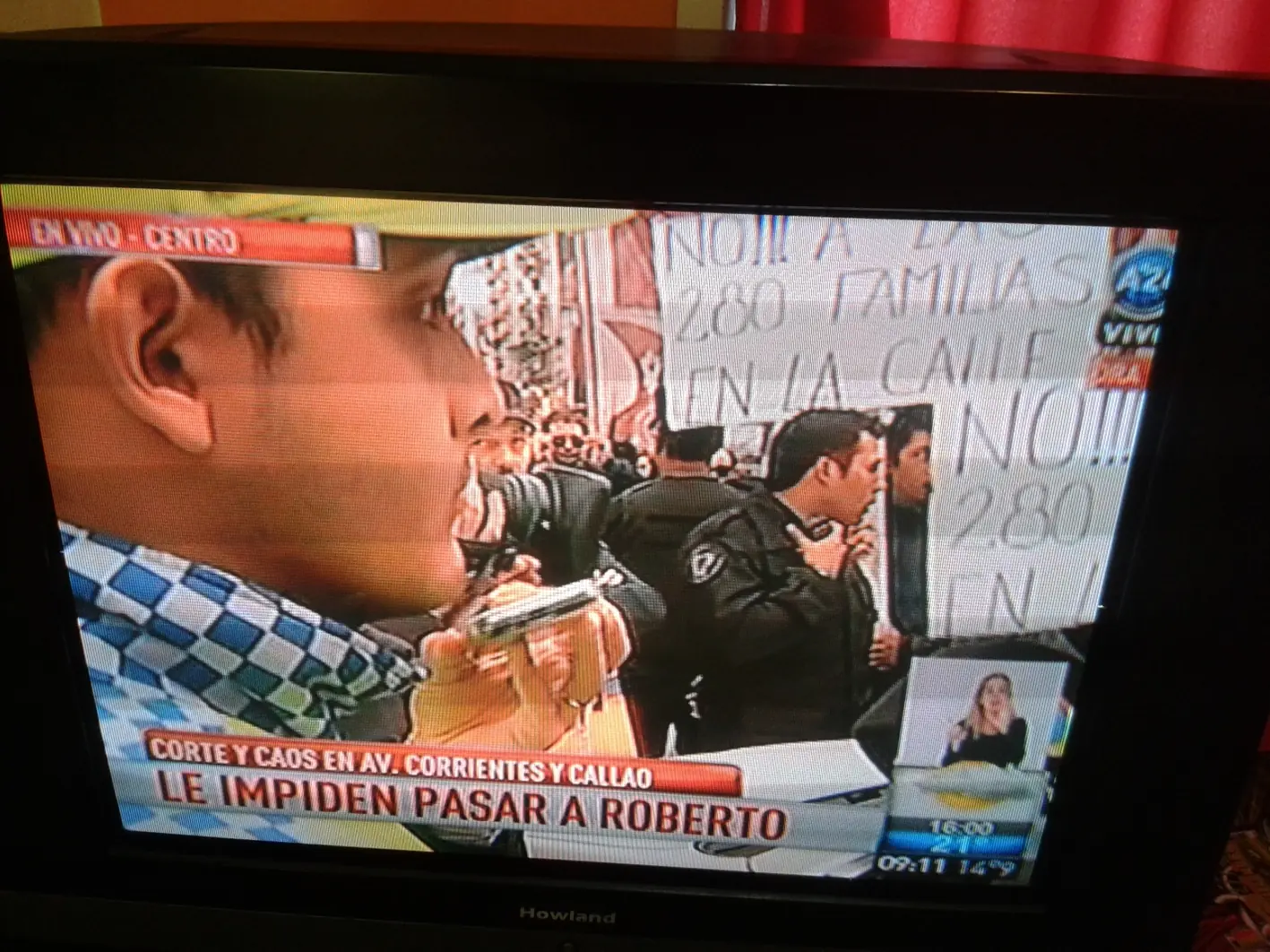 Ultimo Momento! Impiden paso a Roberto