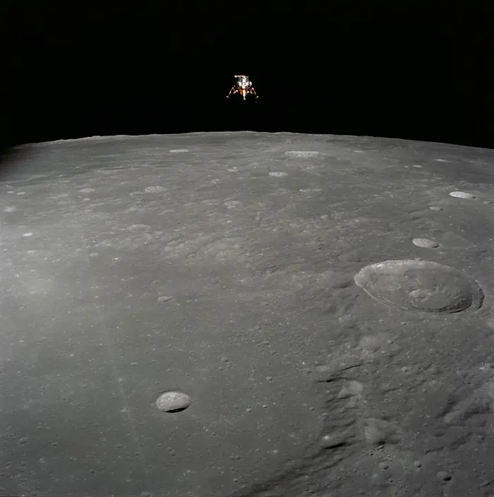Desmintiendo "La NASA nos miente". SI se llego a la luna.