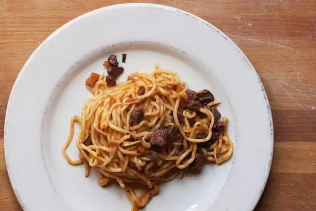 25 Formas brillantes de hacer espagueti para la cena