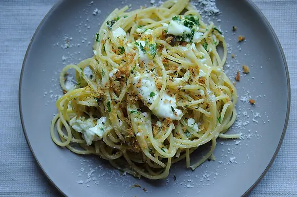 25 Formas brillantes de hacer espagueti para la cena