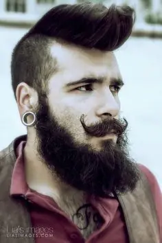 desmentido:que miran las mujeres en un homb...?