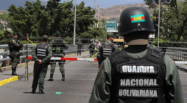 ¿Maduro hace campaña política con el cierre de la frontera?