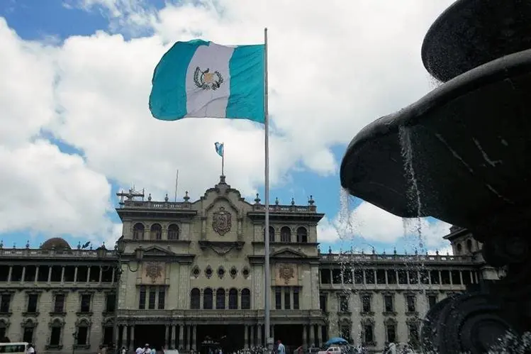 Origen de los colores de la bandera de Guatemala