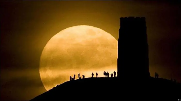 5 curiosidades sobre el eclipse de la 'superluna de sangre'