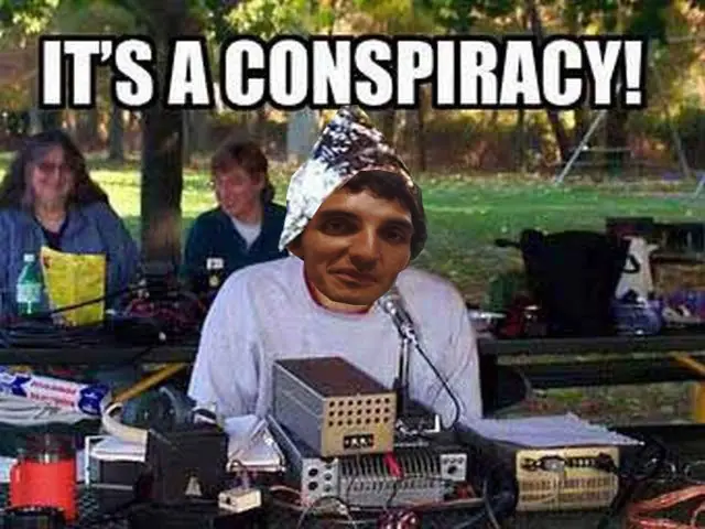 Misteriosos craneos alienigenas en Bosque Nazi.