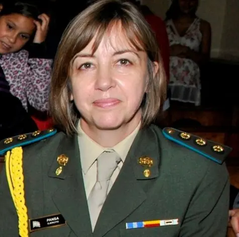 La 1ra mujer general del ejercito argentino?