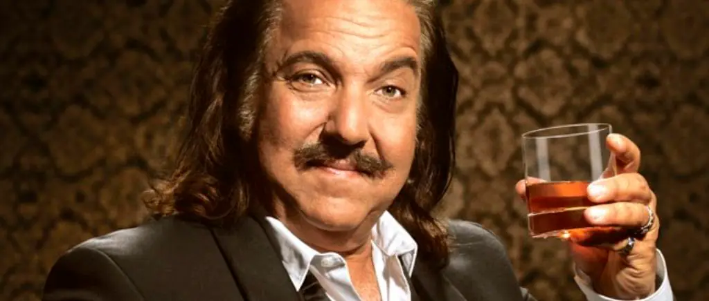 "Los videojuegos aburren y pudren el cerebro"- actor porno