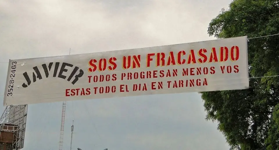 La vuelta de un clásico! Carteles brutalmente honestos III