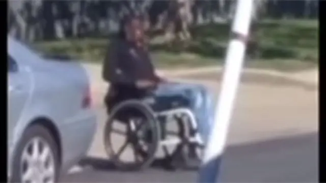 Policías de EEUU dispararon a un hombre en silla de ruedas