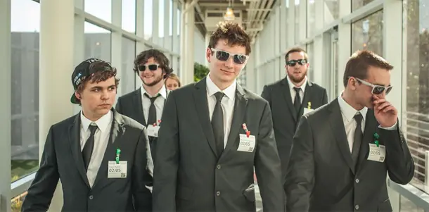 Google cruzará “tuiteros” con “youtubers”