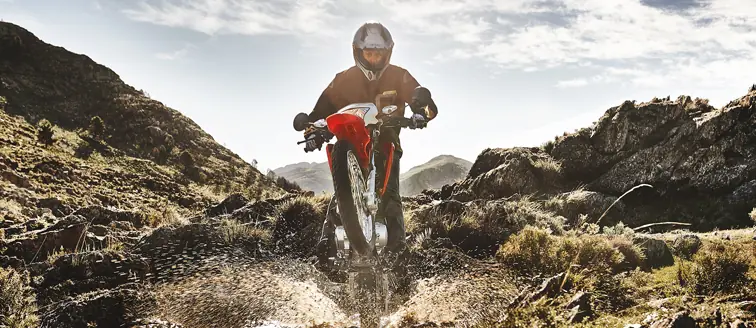 Honda Motos renueva la XR y la Titan Honda Motos renueva la XR y la Titan