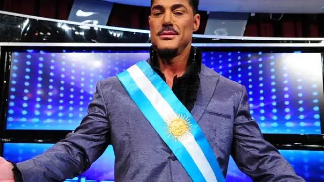 y si votamos al comandante para presidente?