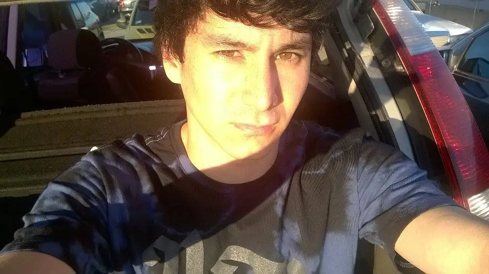 20 años y me siento de 16 , normal ?