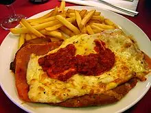 Sandwich de Milanesa, un alimento que causa obesidad