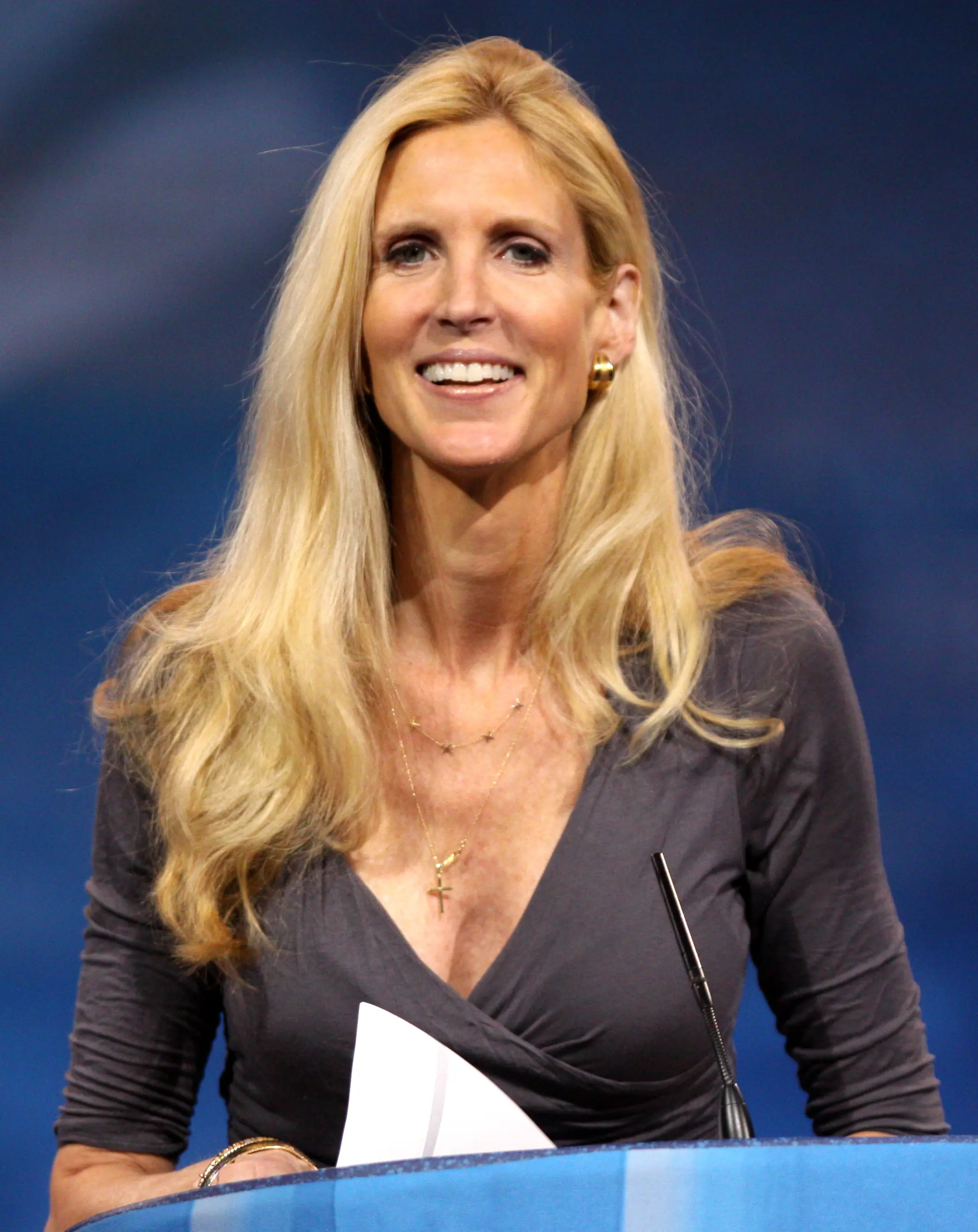 Ann Coulter: Infecten con Ébola a los niños migrantes