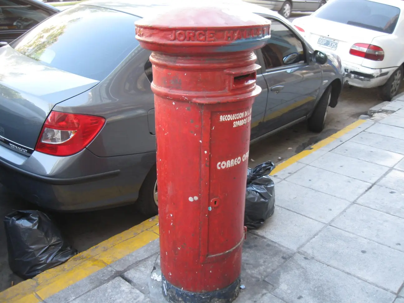 En Bs. Aires aún funcionan los buzones de correo ?.