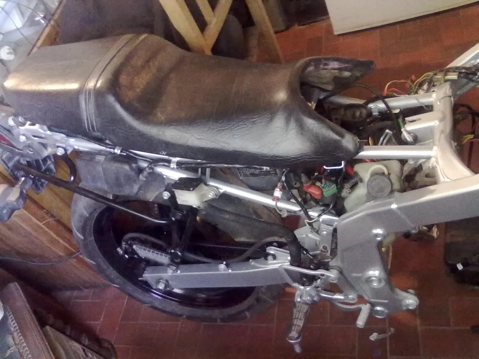 Restauré mi CBR600 Hurricane mirála