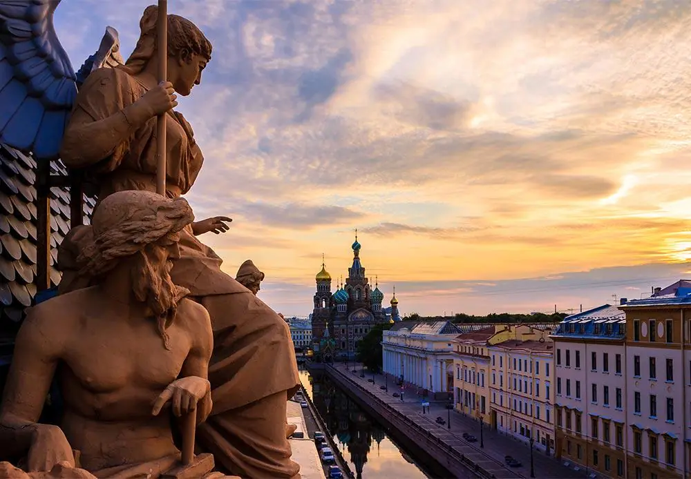 Las estatuas más impactantes de San Petersburgo
