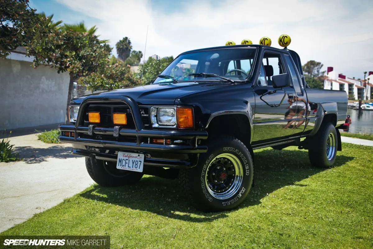 Un Homenaje a la Hilux de McFly