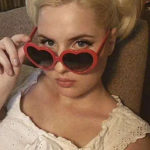 Su jefe la Despidió por usar Shorts ¿Quien tiene la Razón