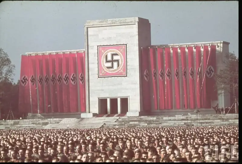 nazis