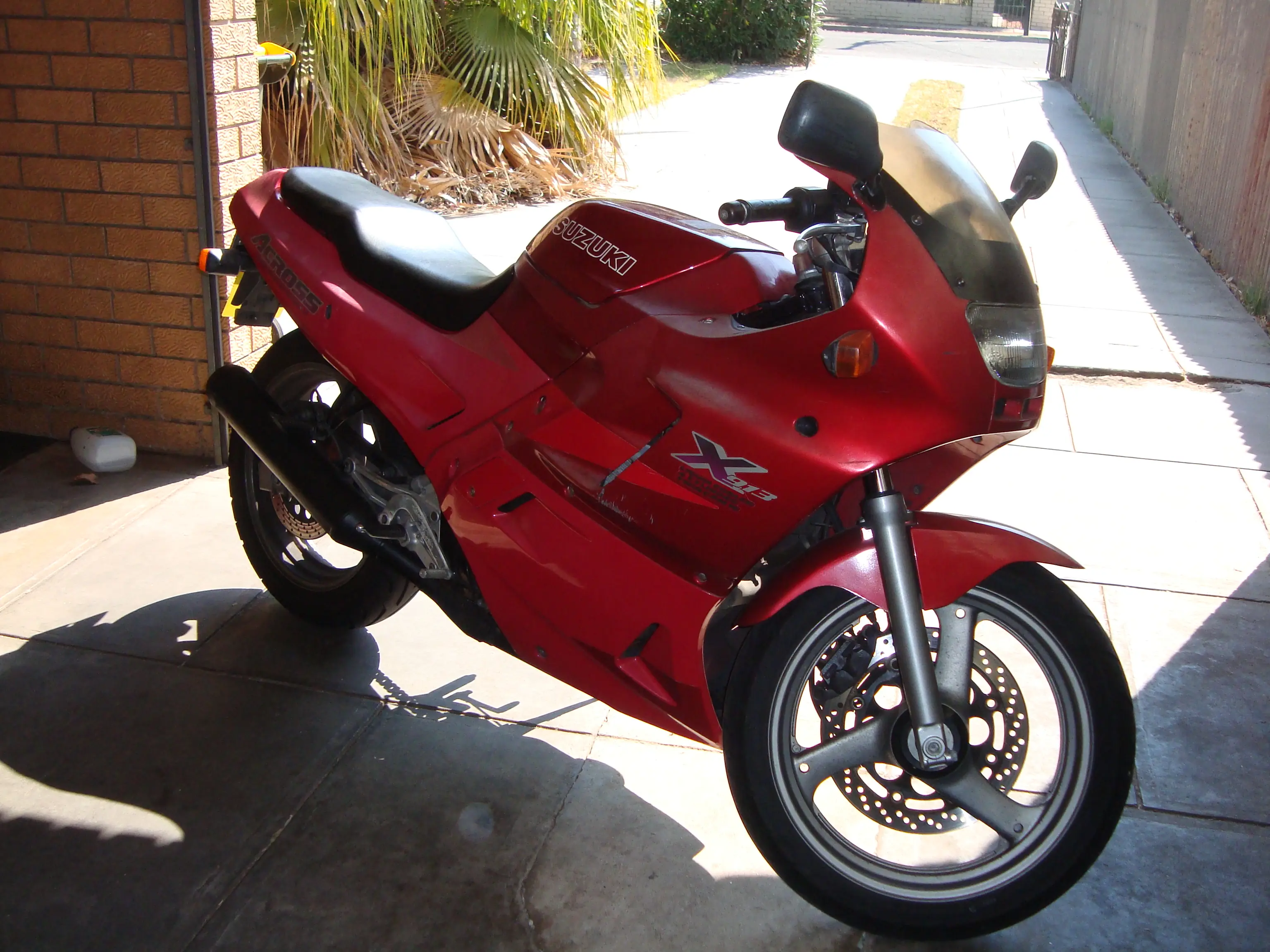 Suzuki Gsx250f Across... El post que se merece!