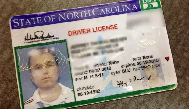 Licencias de conducir yankees (así son)