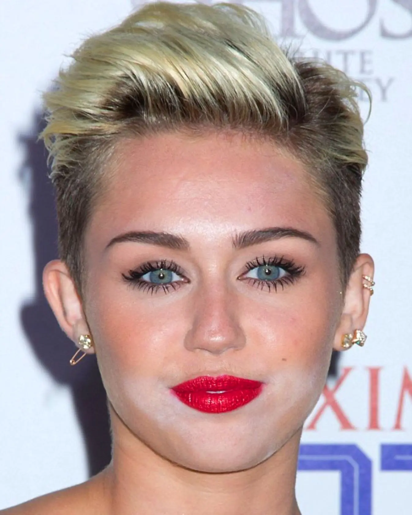 Maquilladoras Que Odian a las Famosas.