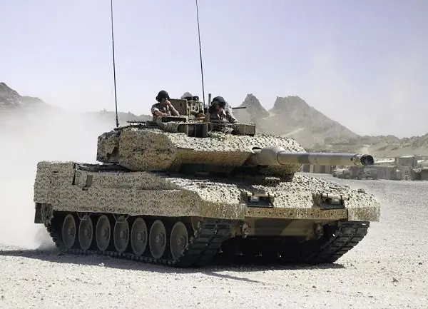 Catar declara que podría intervenir militarmente en Siria