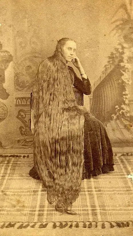 largas melenas