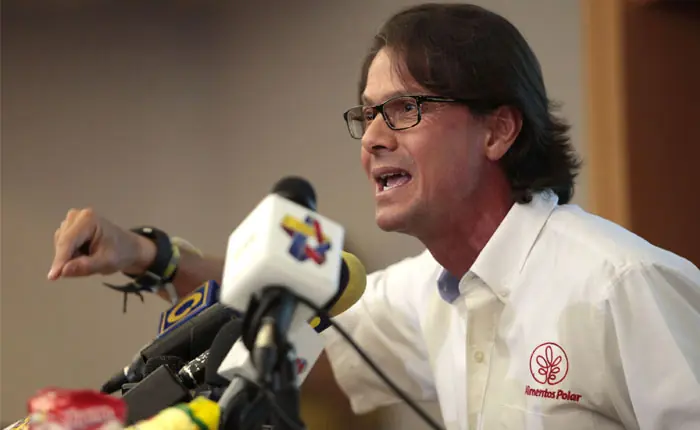 Los ataques del gobierno a la Polar en una infografía