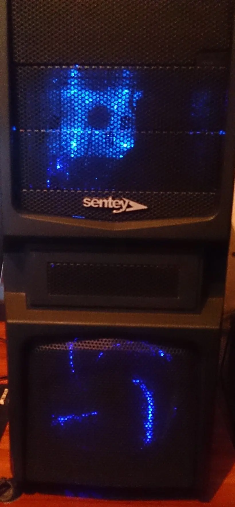 gabinete pc halcon
