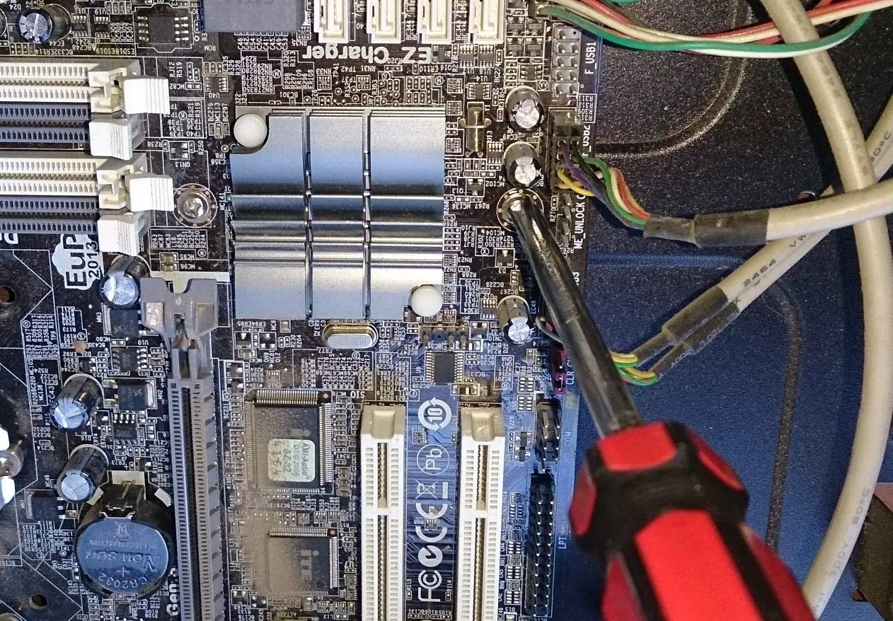 Como Limpiar Tu Computadora 100%-Gabinete Sentey Halcon