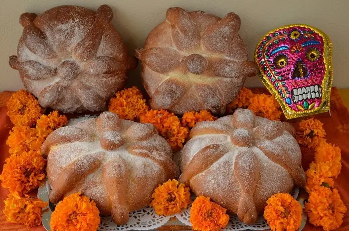 Deliciosa Receta para Preparar Tradicional Pan de Muerto
