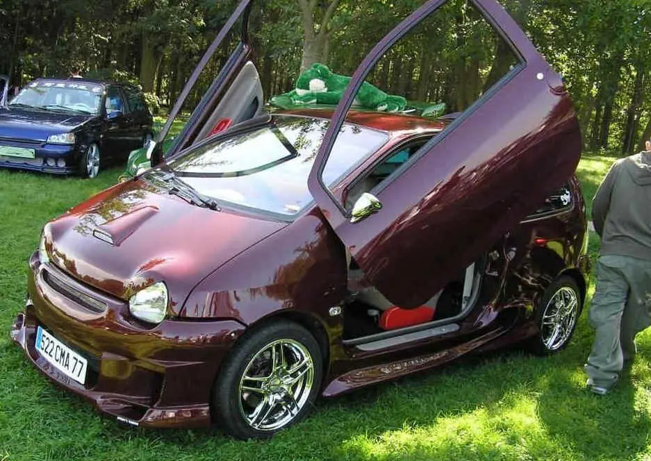 Razones por que comprarte un renault twingo! (entra chacal)