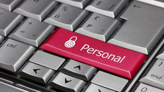 Así utilizan tus datos Facebook, Google, Apple y Microsoft