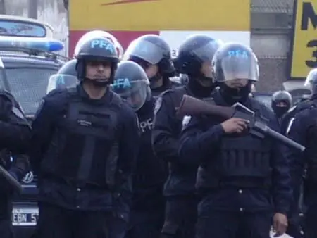 Policia