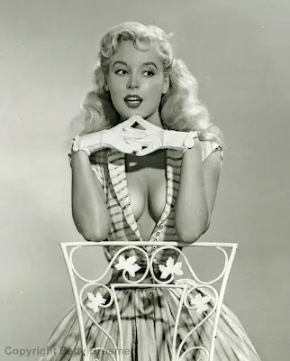 pin up