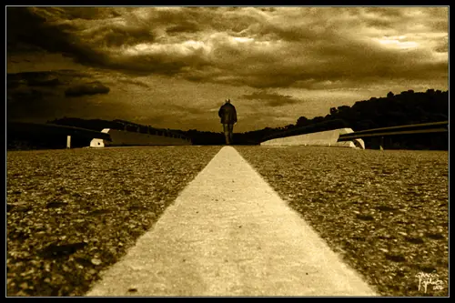 Entre dos mundos (poema propio)