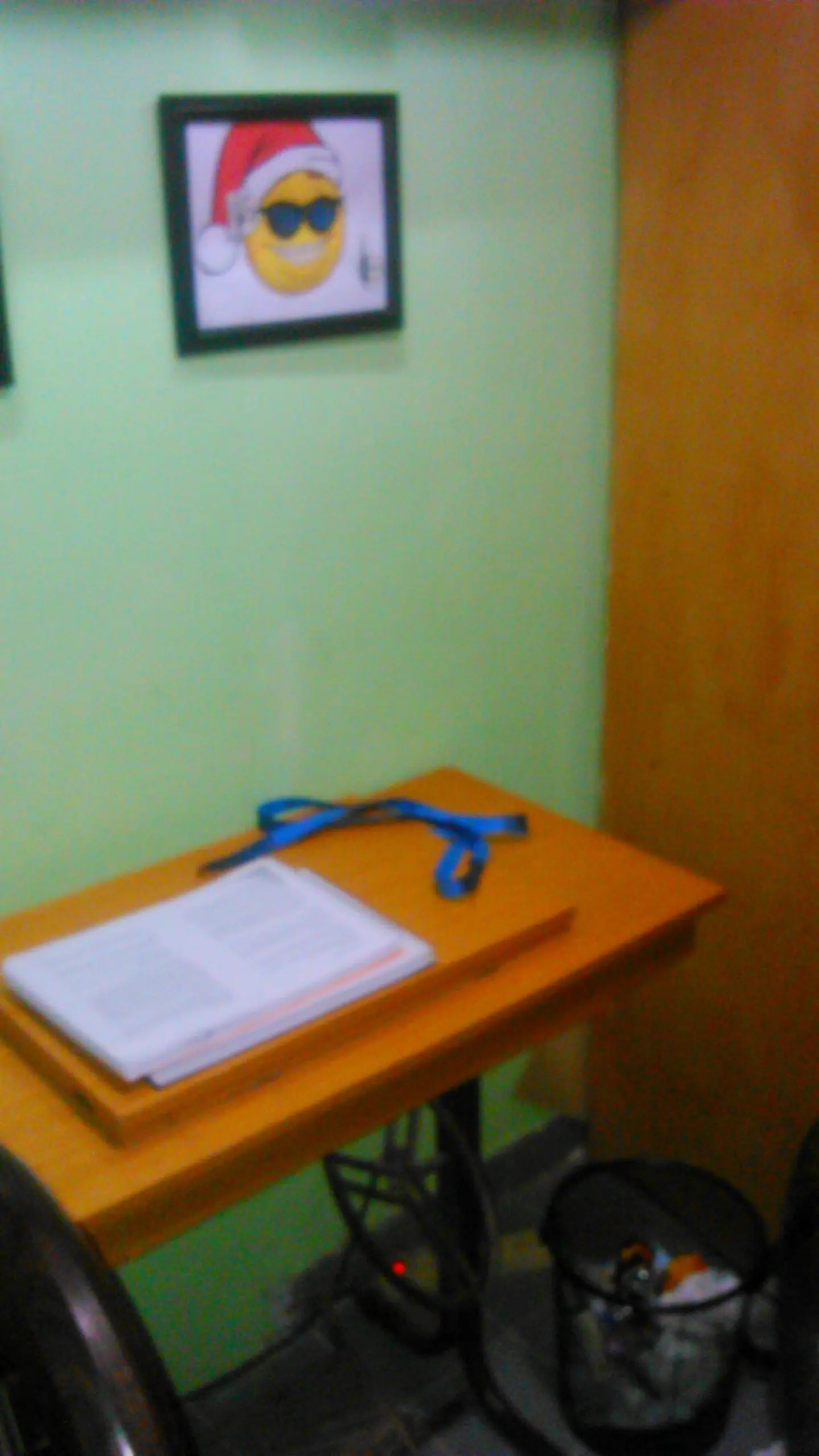 Escritorio super económico y fácil
