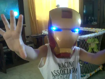 Casco de Iron Man para mi Hijo.....