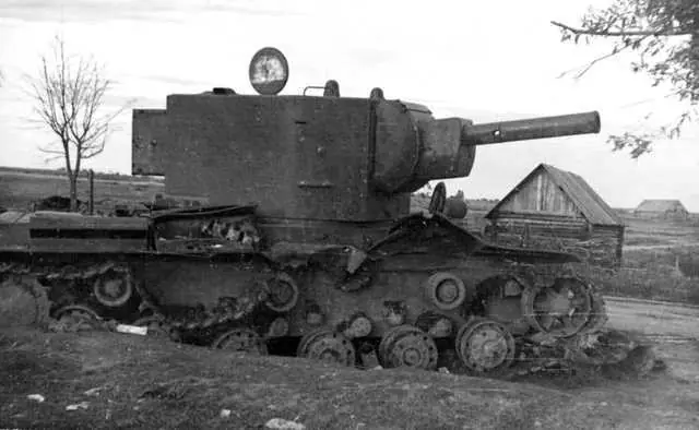 El KV-2 de la encrucijada de Raseiniai (SGM)