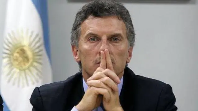 Pensalo bien, macri no es lo que parece.